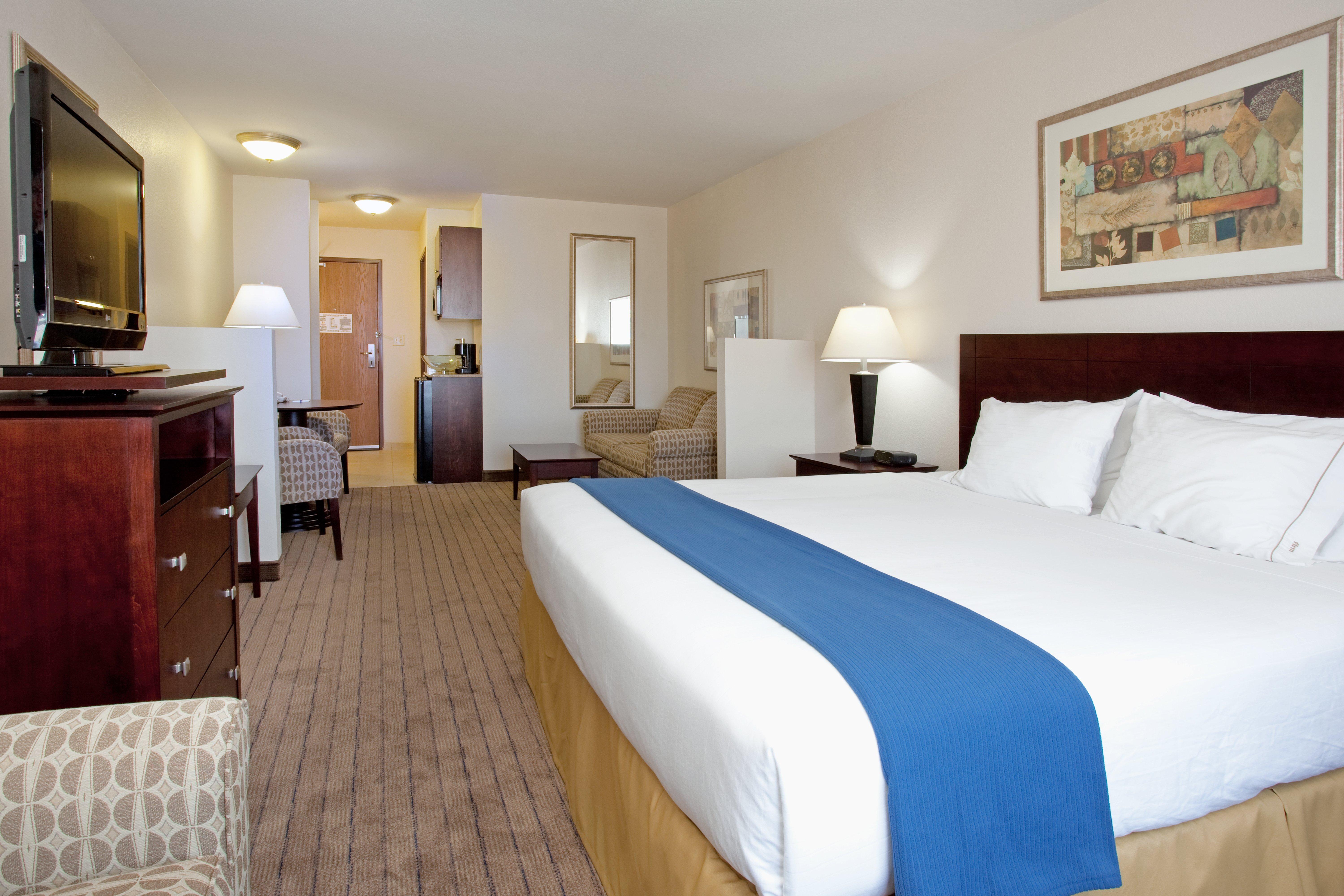 Holiday Inn Express & Suites Buffalo, An Ihg Hotel Εξωτερικό φωτογραφία