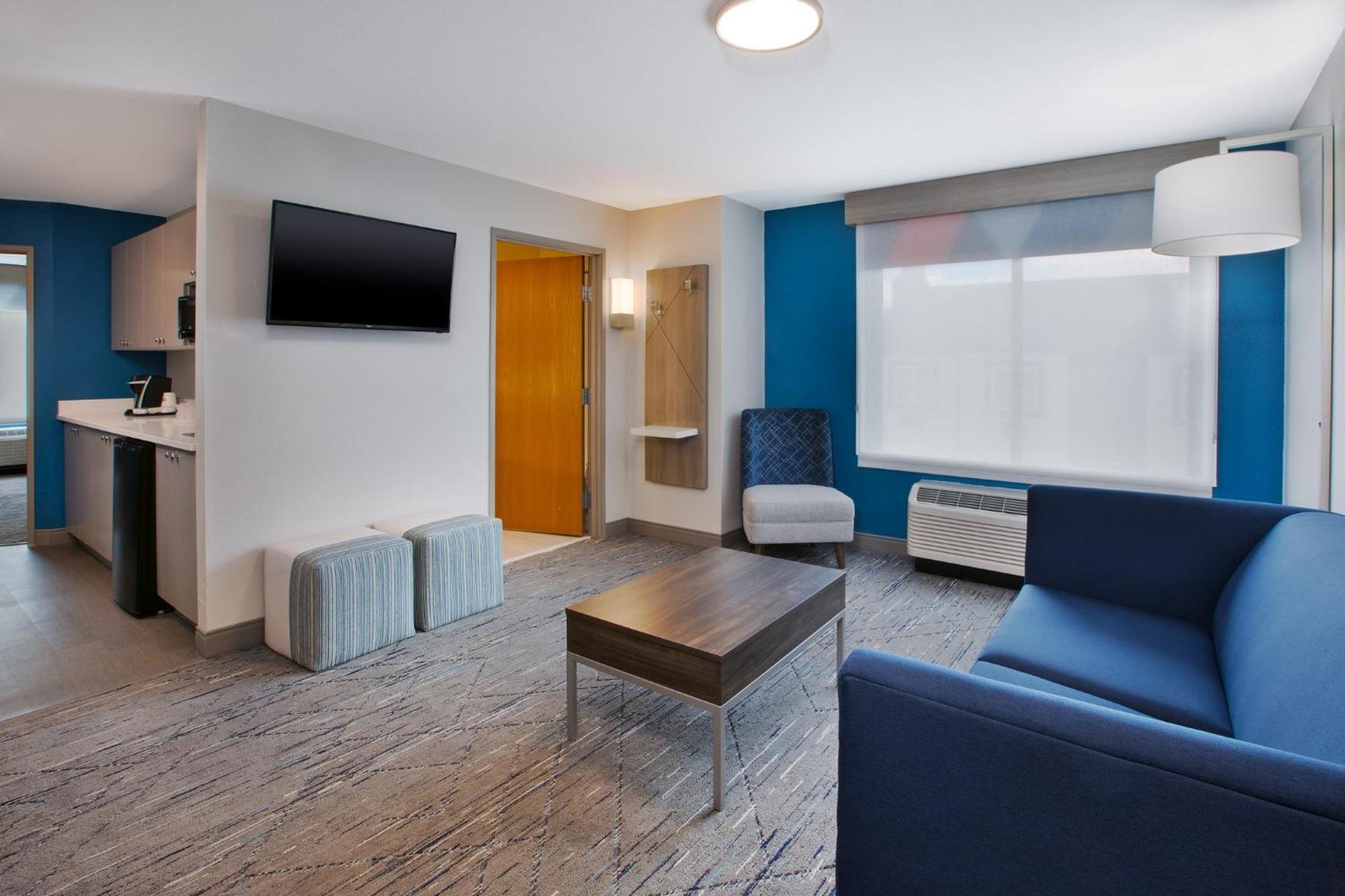 Holiday Inn Express & Suites Buffalo, An Ihg Hotel Εξωτερικό φωτογραφία